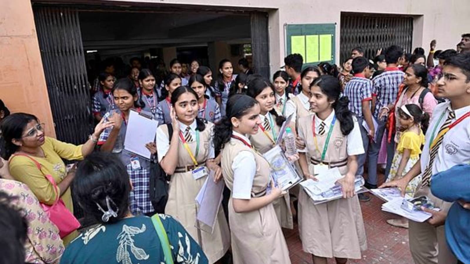CBSE 10ನೇ ತರಗತಿ ಇಂಗ್ಲಿಷ್ ಪರೀಕ್ಷೆ 2026 ವಿಶ್ಲೇಷಣೆ ಪ್ರಶ್ನೆ ಪತ್ರಿಕೆ ಮತ್ತು ಕಷ್ಟದ ಮಟ್ಟದ ಸಂಪೂರ್ಣ ವಿಮರ್ಶೆ